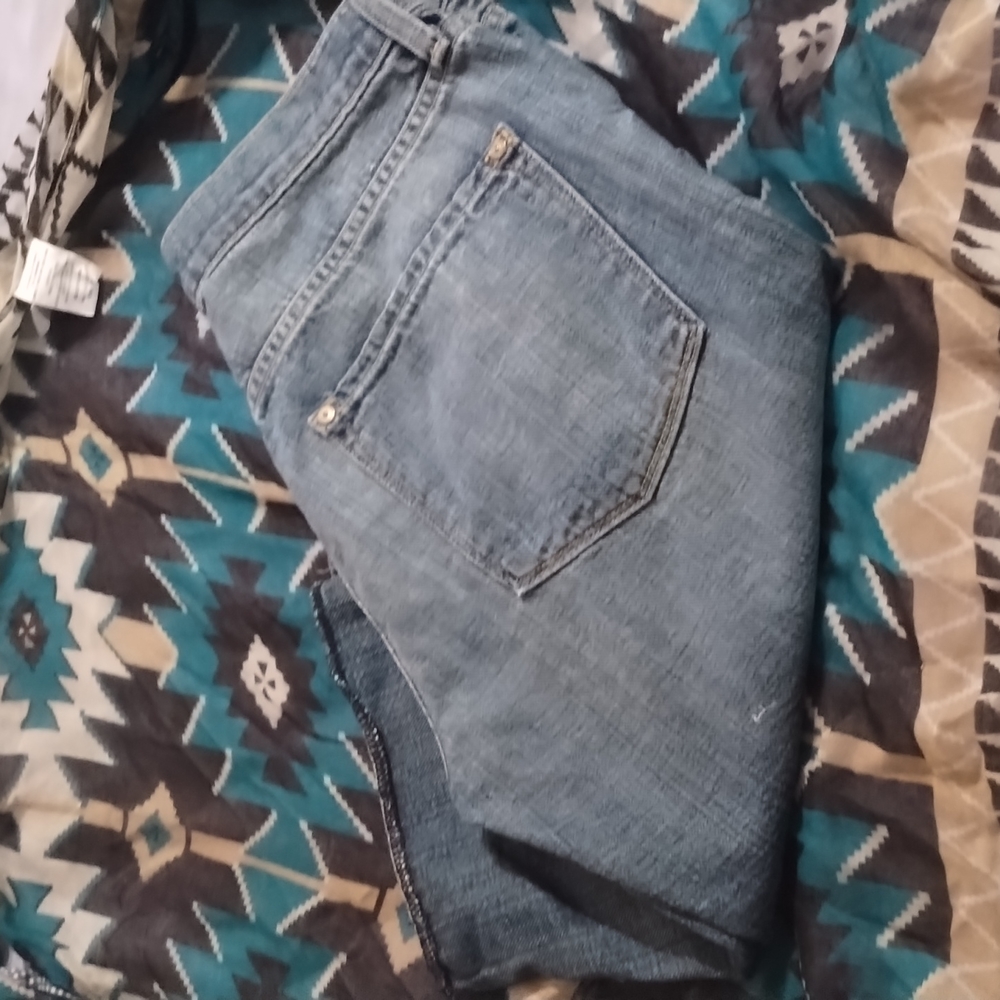 Vince knee shorts 27